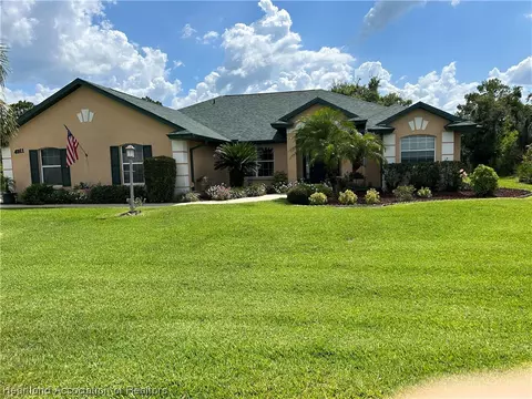 4911 Mendavia Dr, Sebring, FL 33872