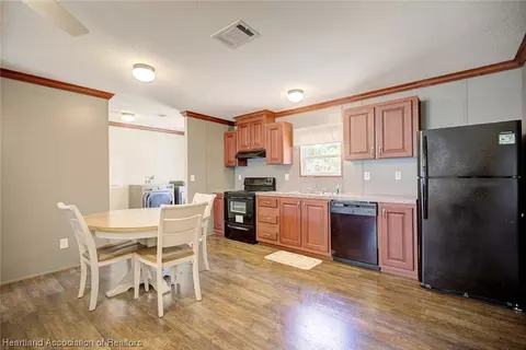 317 Fairview Ln, Lorida, FL 33857 photo 8