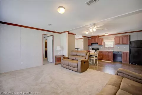 317 Fairview Ln, Lorida, FL 33857 photo 5