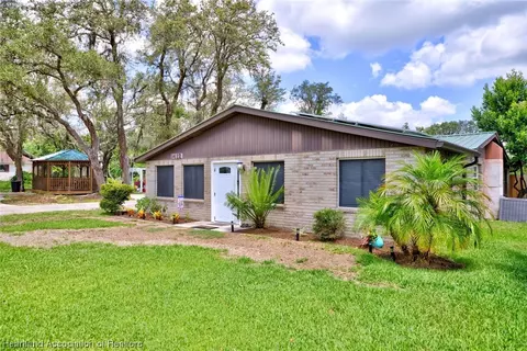 1412 W Stratford Rd, Avon Park, FL 33825