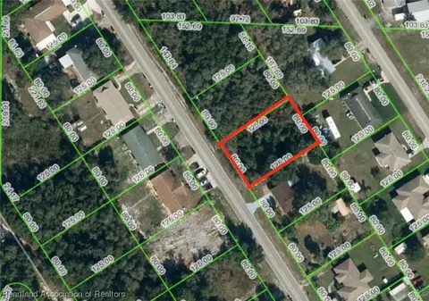 5100 Manatee Dr, Sebring, FL 33870
