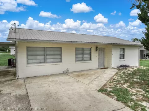 1517 Tamah Blvd, Lake Placid, FL 33852