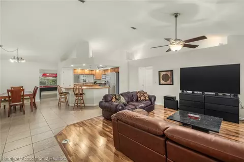 4201 Mandarin Rd, Sebring, FL 33875 photo 9