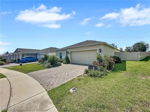 618 Campo Ln, Davenport, FL 33837