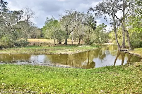40 Deer Rd, Frostproof, FL 33843 photo 2