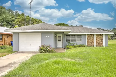 7232 Honeysuckle Dr, Sebring, FL 33876