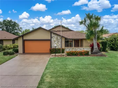 2911 Summertree Dr, Sebring, FL 33872