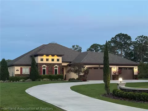 1001 Hawks Landing Dr, Sebring, FL 33875