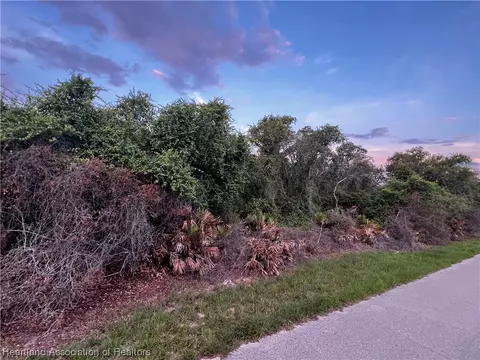 2983 N Tivoli Rd, Avon Park, FL 33825