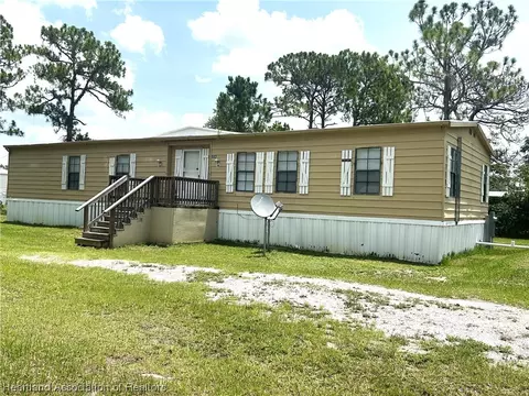 582 Rutherford Blvd, Sebring, FL 33875