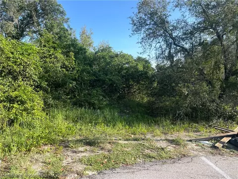 112 Atlas Ct NW, Lake Placid, FL 33852