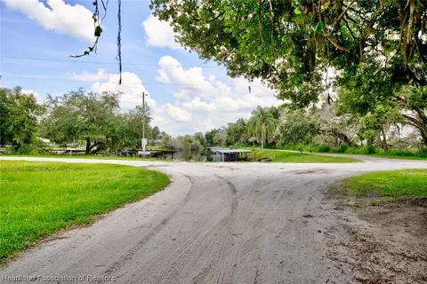 39 Country Rd, Lorida, FL 33857 photo 13