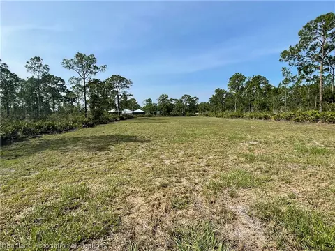 863 Letitia Dr, Sebring, FL 33875 photo 3
