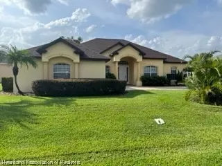 7082 Strafford Oaks Dr, Sebring, FL 33875