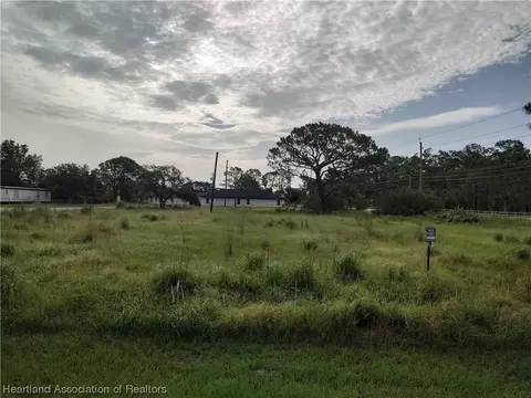 2420 Hammock Rd, Sebring, FL 33872 photo 2