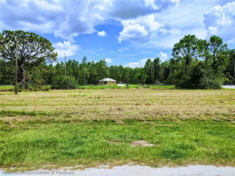 2420 Hammock Rd, Sebring, FL 33872