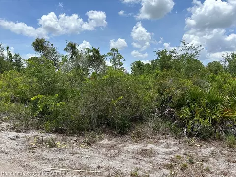351 Tanager Ave, Sebring, FL 33872