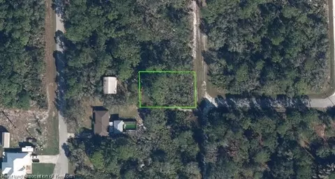 141 Audrey Ave NW, Lake Placid, FL 33852