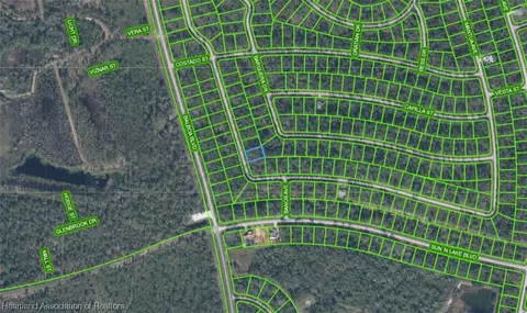 8413 Mantua Ave, Sebring, FL 33872