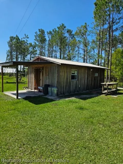 10989 NW Lily County Line Rd, Ona, FL 33865