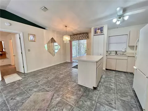 3508 King Dr, Sebring, FL 33870 photo 3