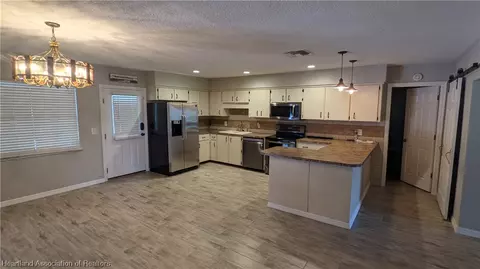 617 Bost Rd, Wauchula, FL 33873 photo 3