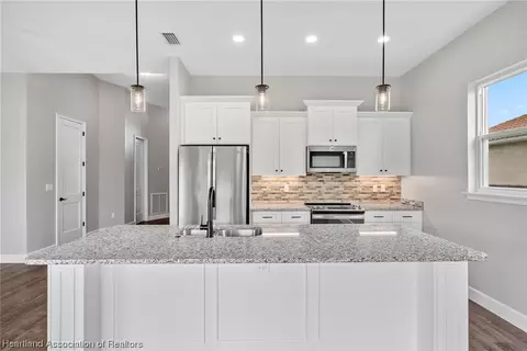 5297 Pebble Beach Dr, Sebring, FL 33872 photo 10