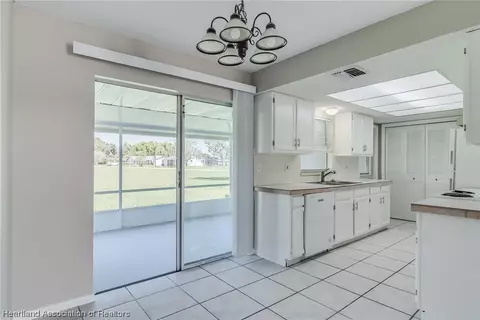 318 Cherry Tree Dr, Sebring, FL 33876 photo 25