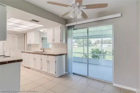 318 Cherry Tree Dr, Sebring, FL 33876 photo 6