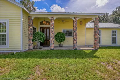834 Racoon Ln, Lorida, FL 33857