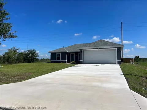 2566 W Haviland Rd, Avon Park, FL 33825