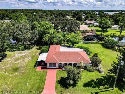 132 Dreamtime Ave, Lake Placid, FL 33852