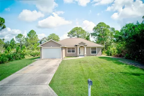 863 Stinson St NW, Lake Placid, FL 33852