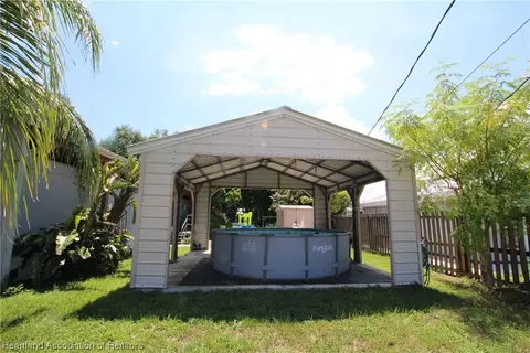 1070 10th St, Okeechobee, FL 34974 photo 5