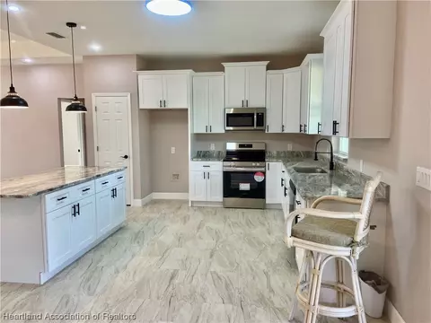 4212 Thunderbird Rd, Sebring, FL 33872 photo 7