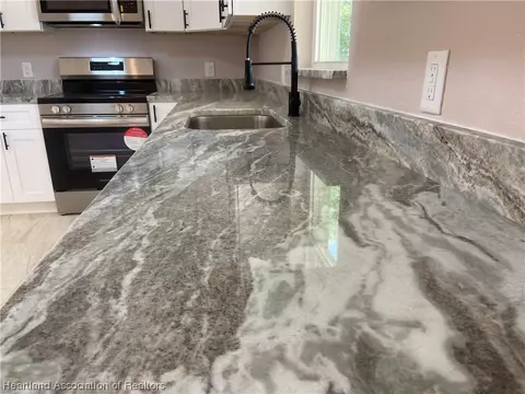 4212 Thunderbird Rd, Sebring, FL 33872 photo 8