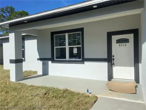 4212 Thunderbird Rd, Sebring, FL 33872 photo 2