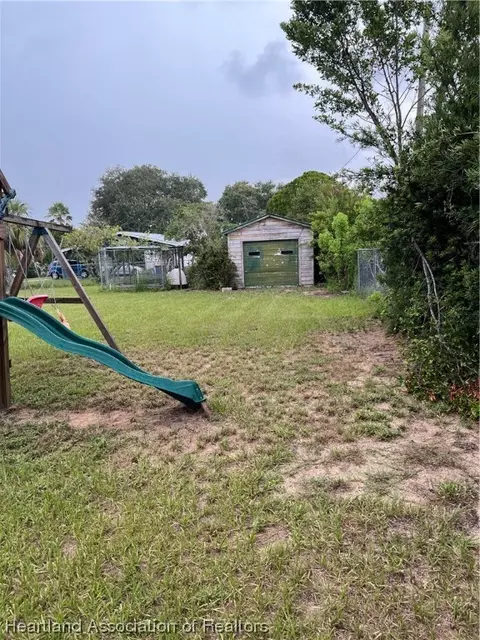 511 E Maple St, Avon Park, FL 33825 photo 15