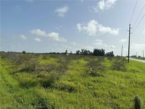 5581 State Road 64 Hwy E, Wauchula, FL 33873