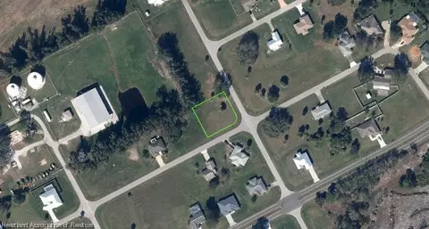 6017 Pebble Ln, Sebring, FL 33876