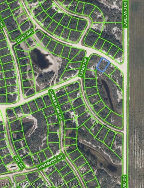 206 Rhythm Dr, Lake Placid, FL 33852