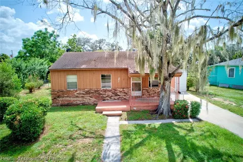 1145 Edgemoor Ave, Sebring, FL 33870