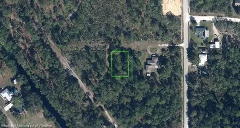 1207 Robin Ter, Sebring, FL 33875 photo 2