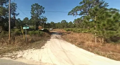 1207 Robin Ter, Sebring, FL 33875 photo 3