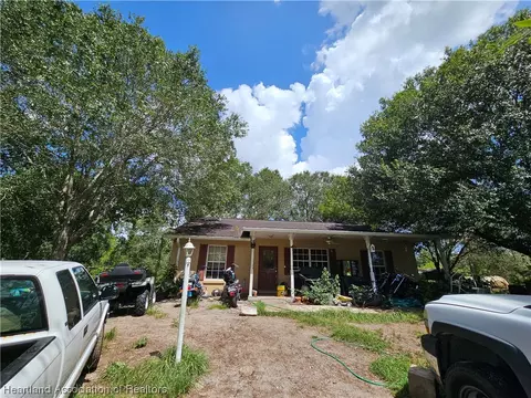 1020 Burnett St, Lake Placid, FL 33852