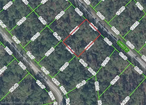 8923 Oviedo St, Sebring, FL 33872