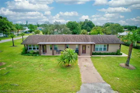 400 S Pine Ave, Lake Placid, FL 33852