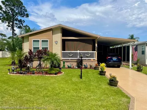 125 Sunbird Sq, Sebring, FL 33872