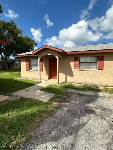 514 Las Palmas Cir, Avon Park, FL 33825