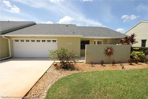 1428 S Golfview Dr, Avon Park, FL 33825